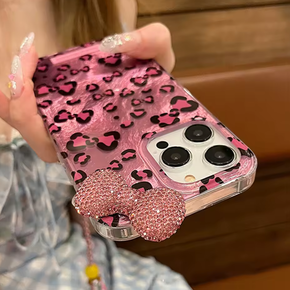 Kitty Leopard w a Bow Phone Case